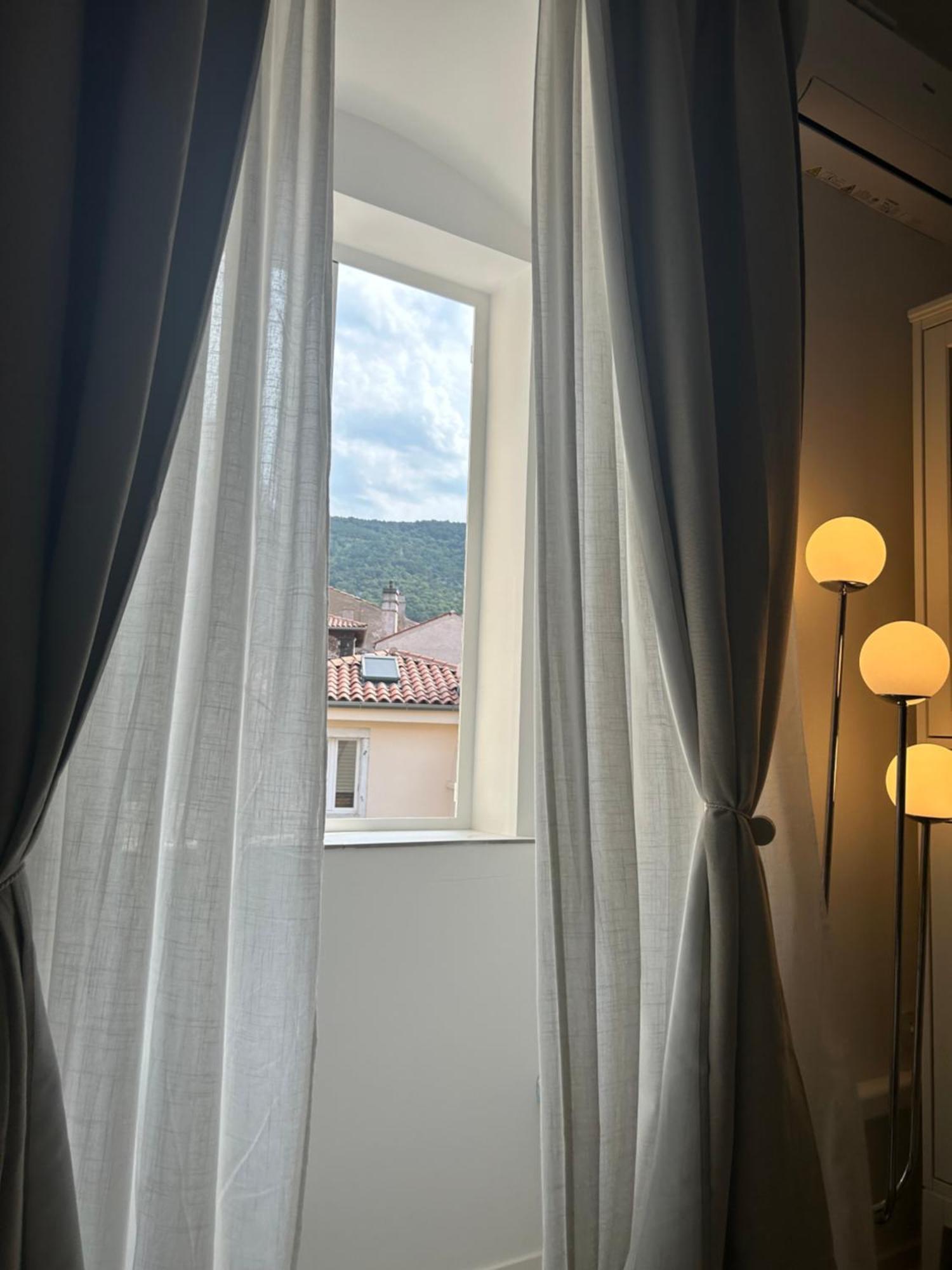 Apartman Lavanda Cres Exteriör bild